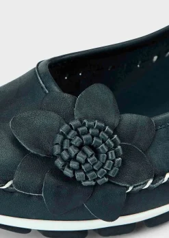 Ballerines en cuir, avec fleur décorative