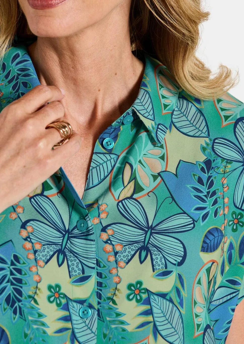 Blouse en viscose avec patte de boutonnage
