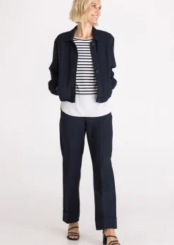 Blouson court avec finitions extensibles