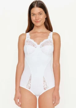 Body sans armatures orné de dentelle