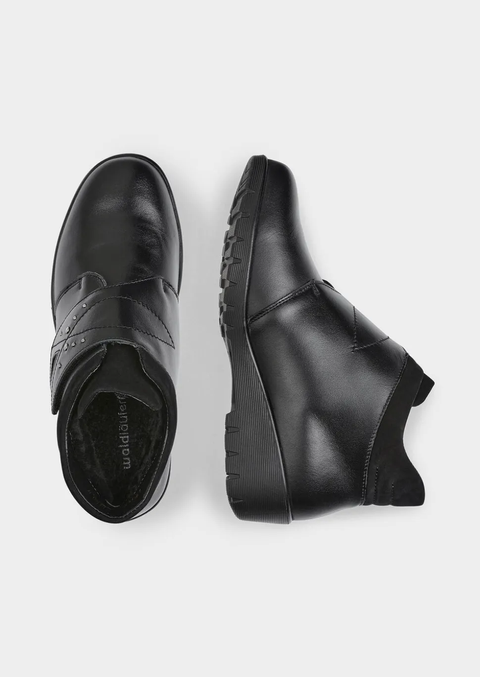 Bottines avec fermeture velcro