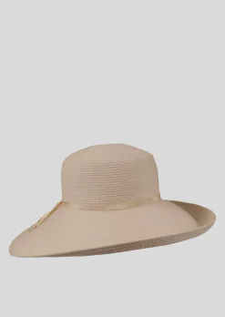 Chapeau d’été élégant à bord large