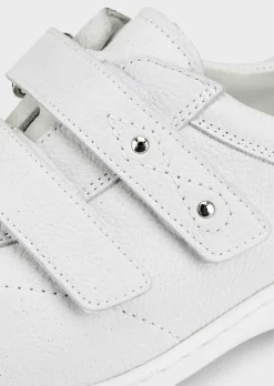 Chaussures basses avec fermeture velcro réglable