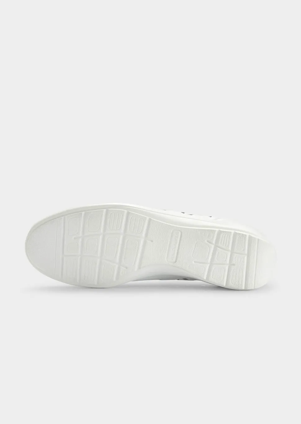 Chaussures basses avec perforations décoratives
