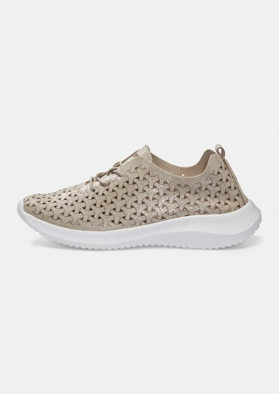 Chaussures ultra-légères avec perforations
