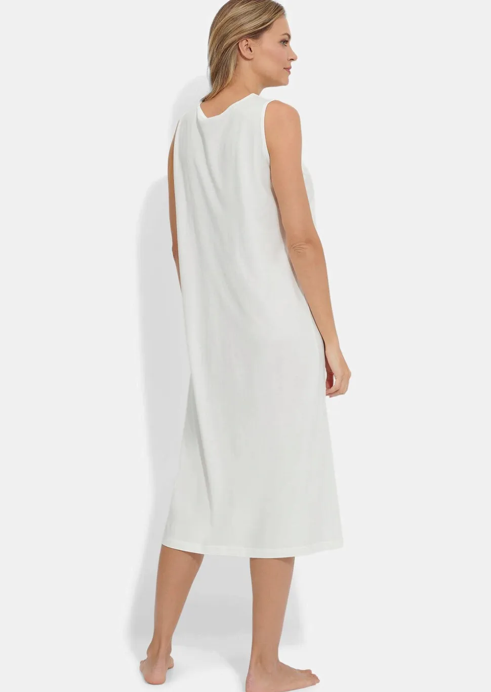 Chemise de nuit longue ornée de ruches