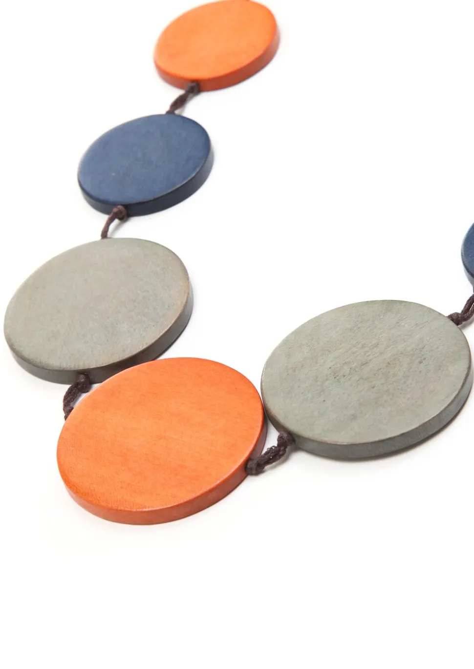 Collier en bois