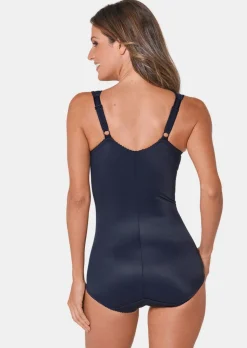 Combiné gainant avec dentelle