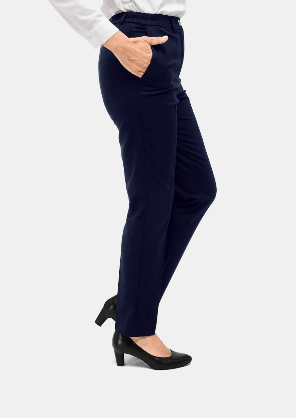 Confortable pantalon LOUISA avec pli