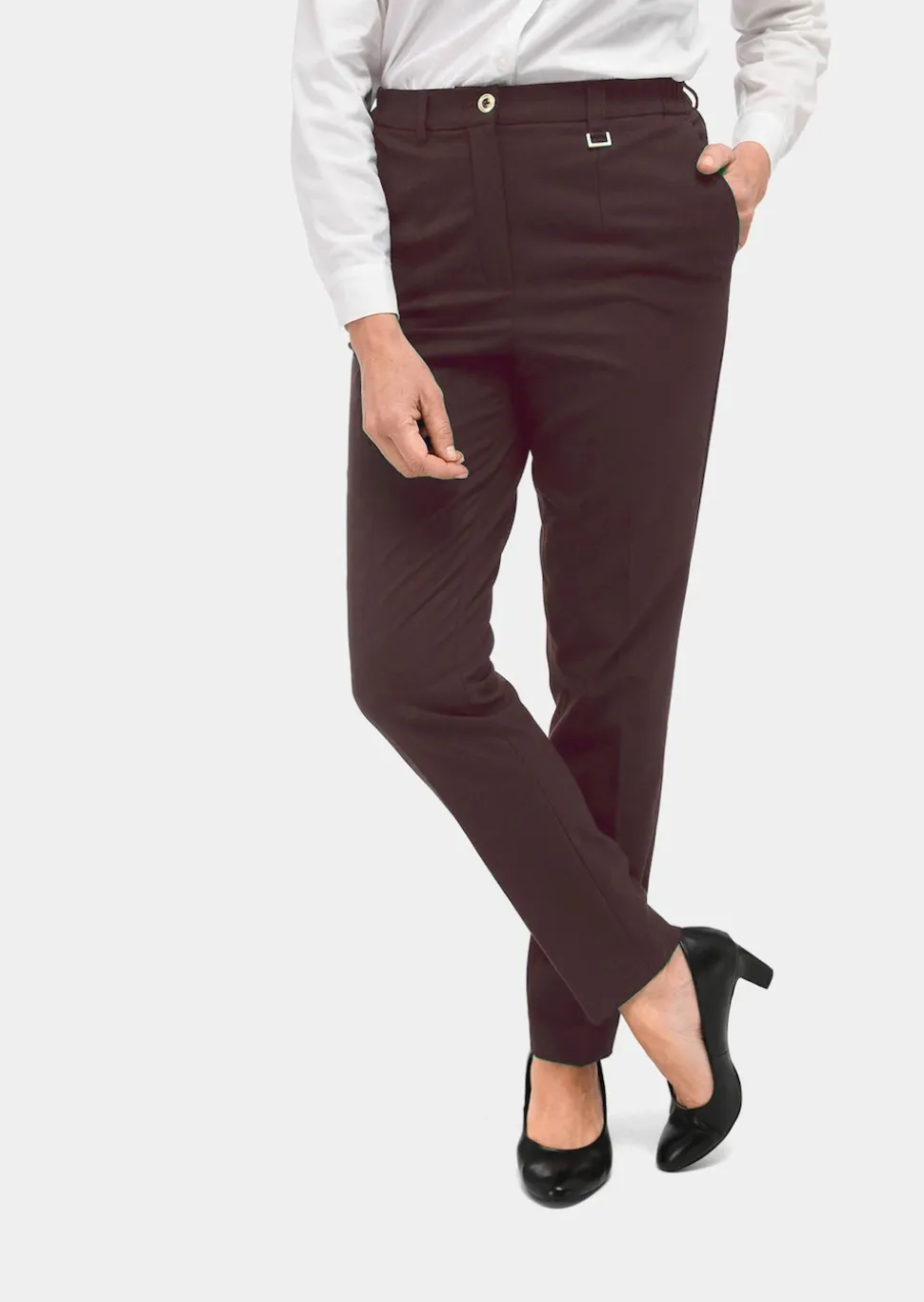 Confortable pantalon LOUISA avec pli
