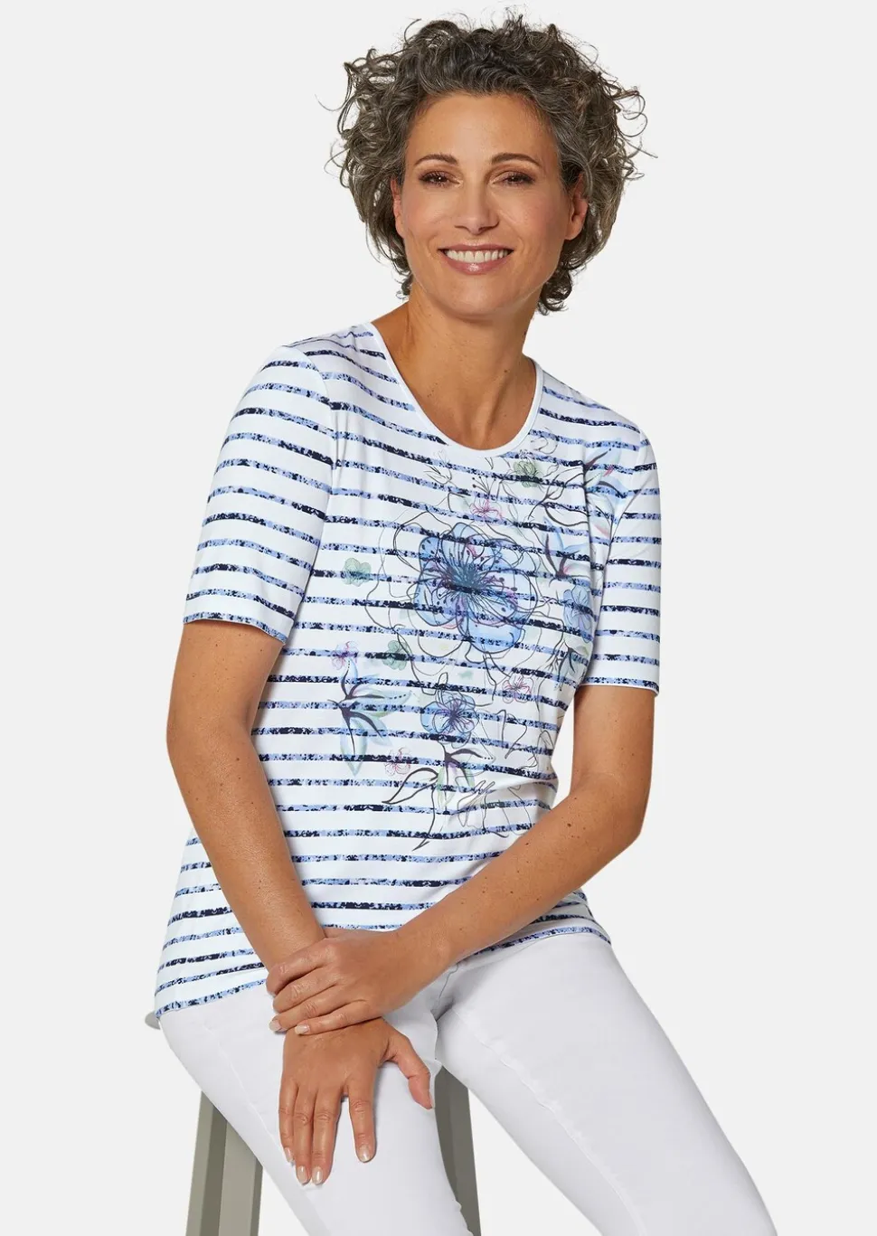 Confortable T-shirt imprimé de fleurs et rayures