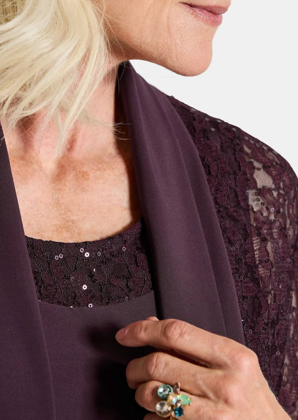 Ensemble veste en dentelle et bustier
