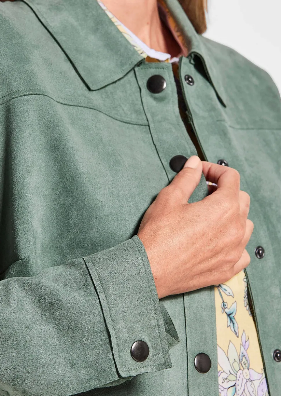 Manteau court, aspect velours