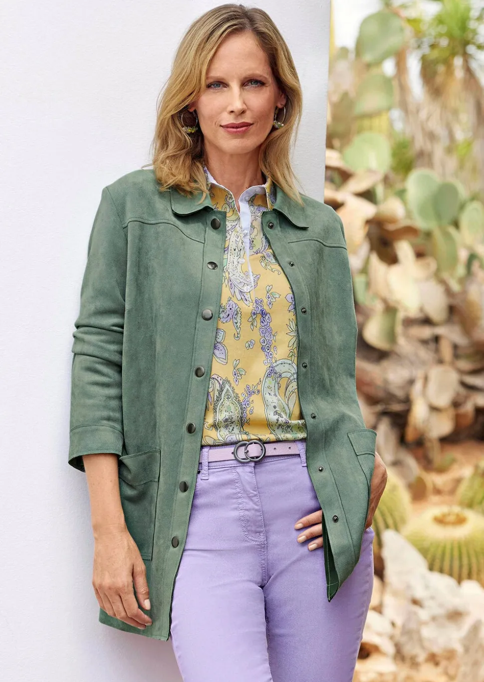 Manteau court, aspect velours
