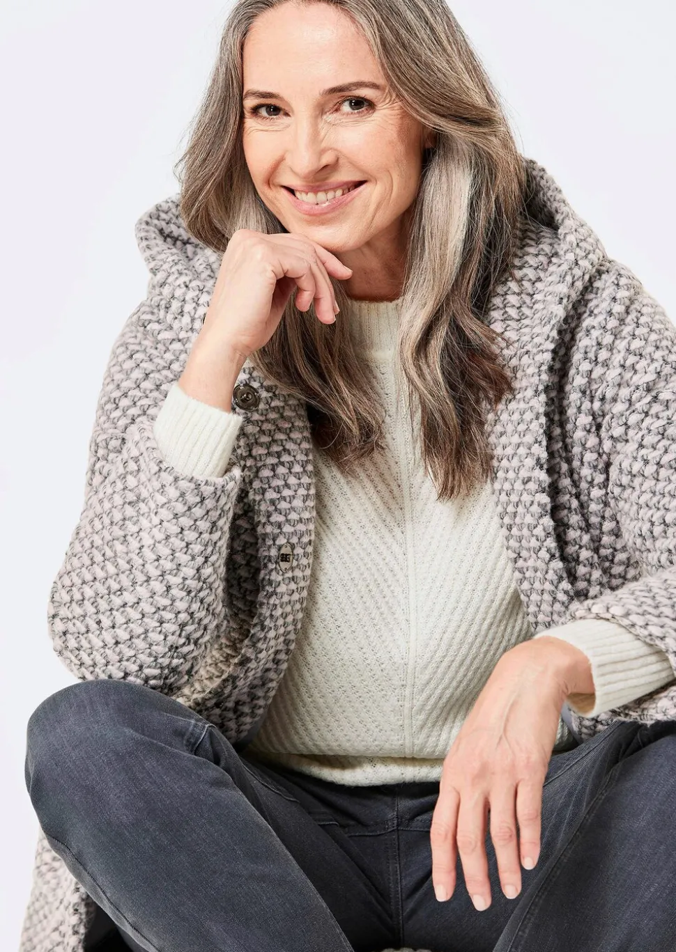 Manteau court bicolore en laine mélangée