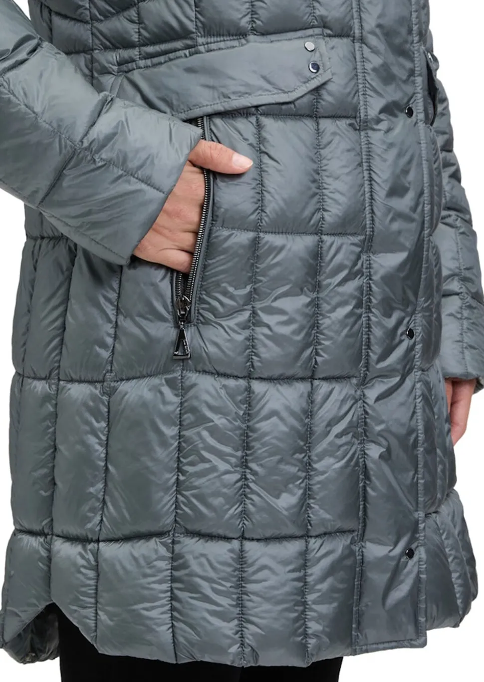 Manteau matelassé avec capuche amovible