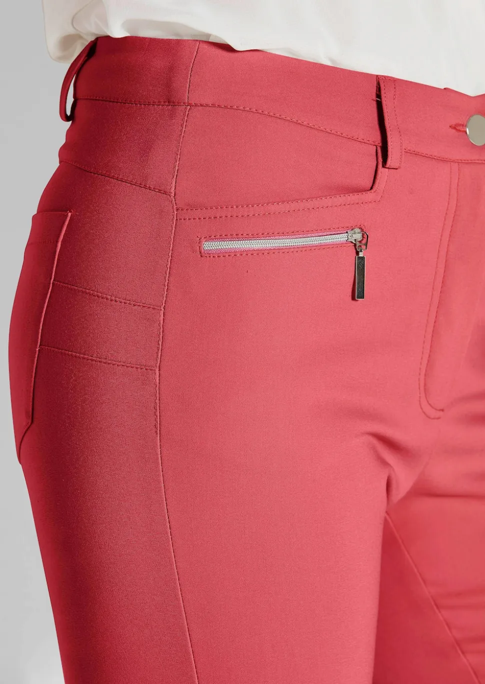Pantalon BELLA à effet ventre plat, avec jambes étroites