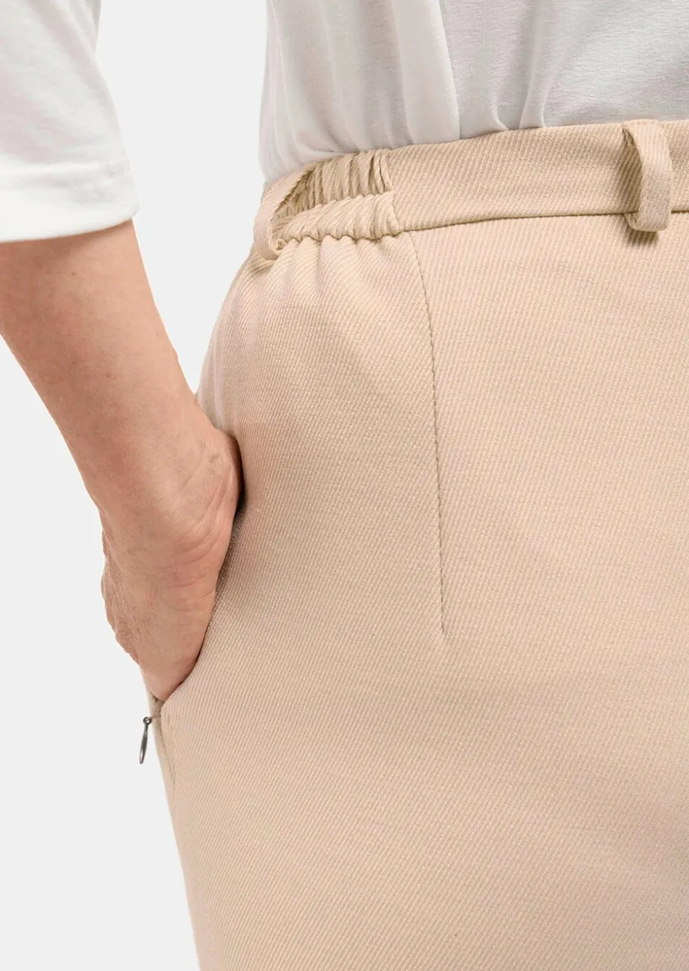 Pantalon à côtes coupe classique