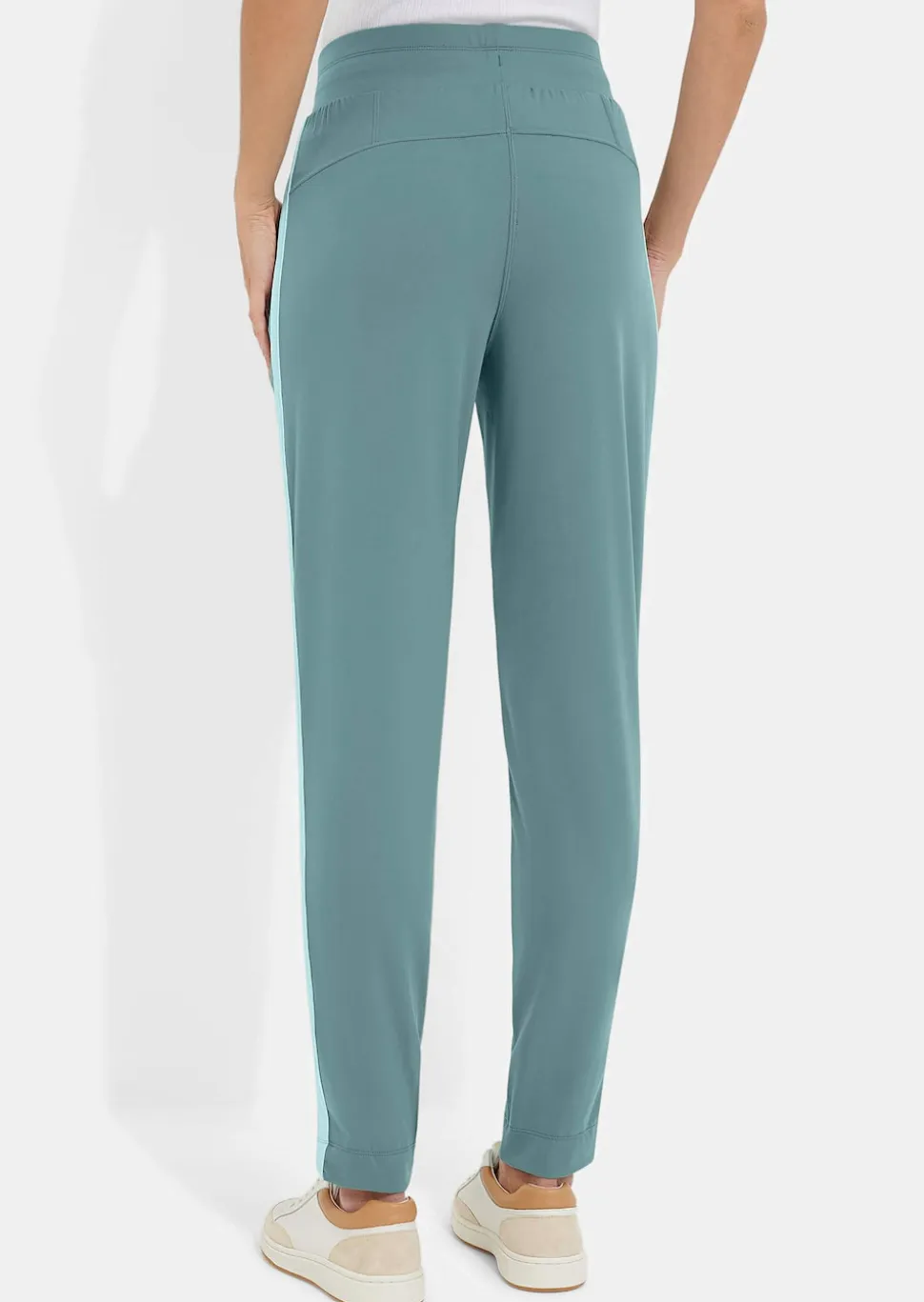 Pantalon de loisirs ajusté avec poches zippées
