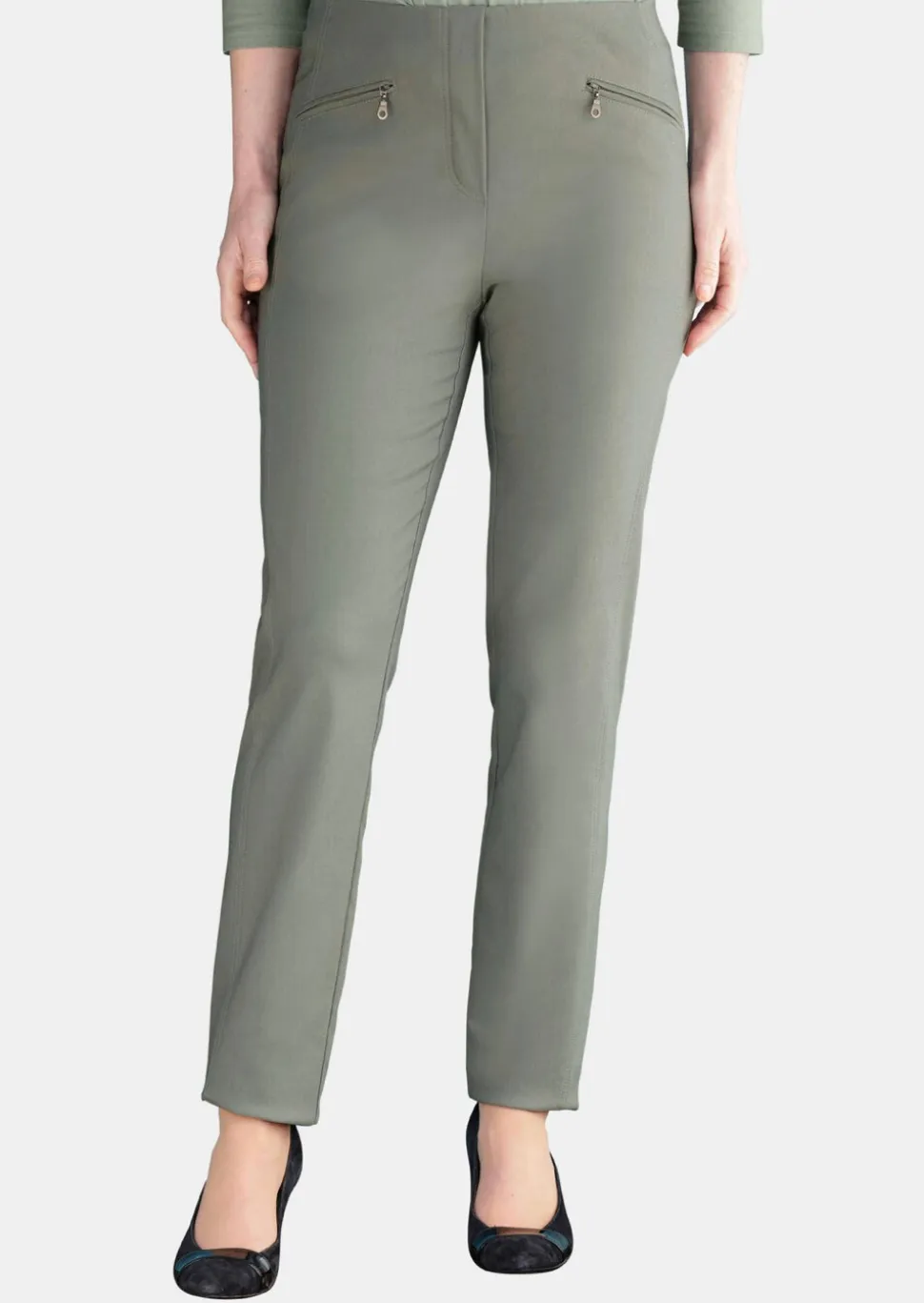 Pantalon en bengaline LOUISA. Coupe ajustée. Intérieur légèrement molletonné.