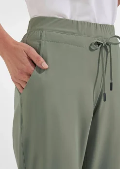 Pantalon estival réalisé dans une matière extensible légère