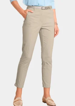 Pantalon extensible avec des coutures supplémentaires