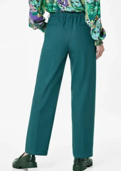 Pantalon élégant avec plis à la taille