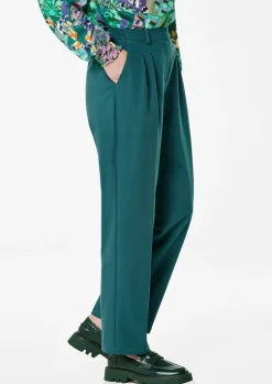 Pantalon élégant avec plis à la taille