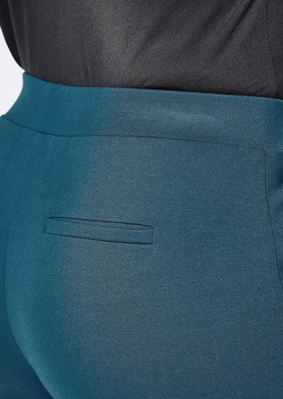 Pantalon long à taille élastique coupe conique