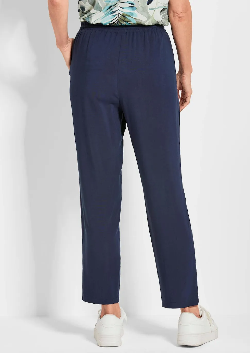 Pantalon SARA, coupe carotte