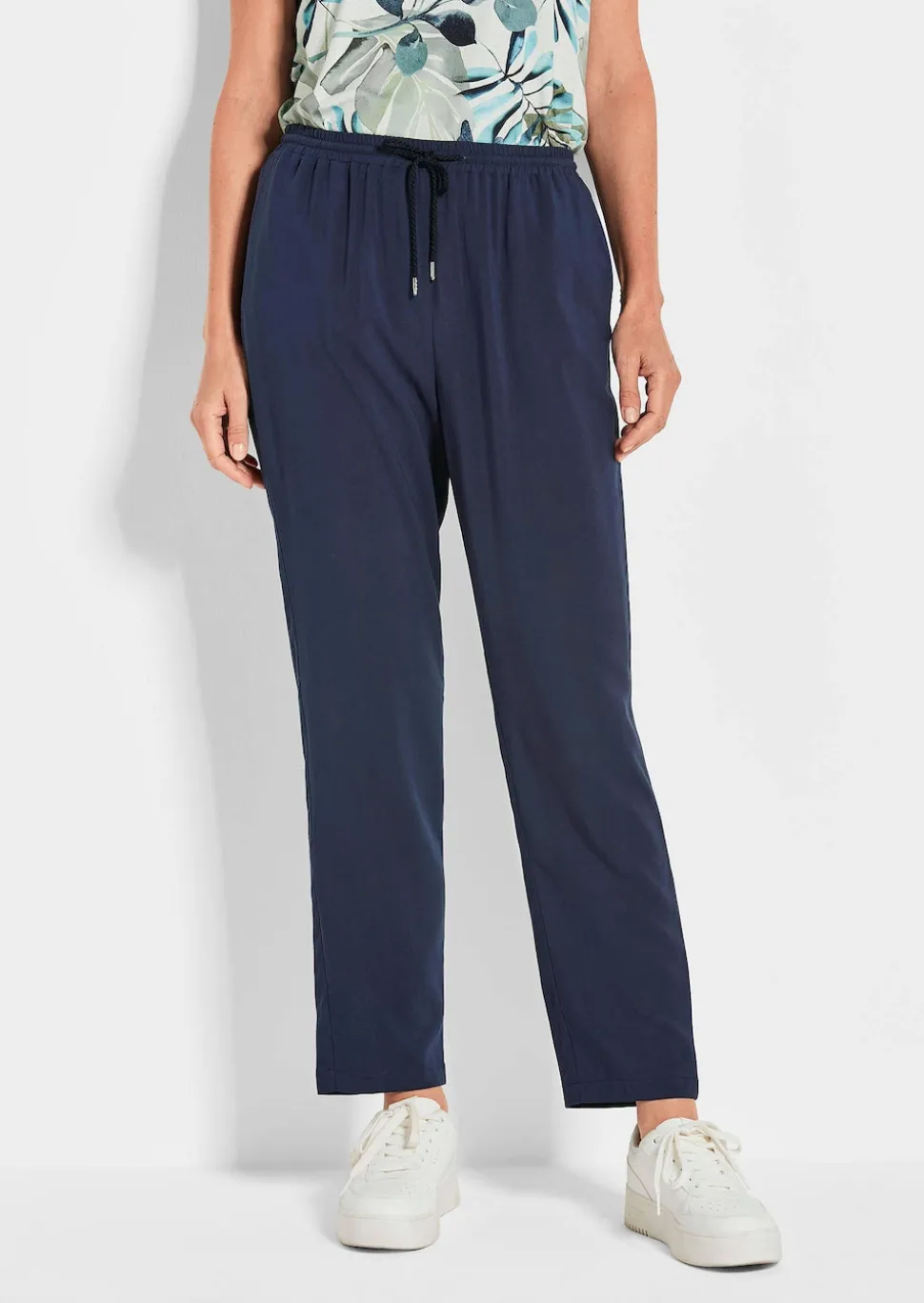 Pantalon SARA, coupe carotte