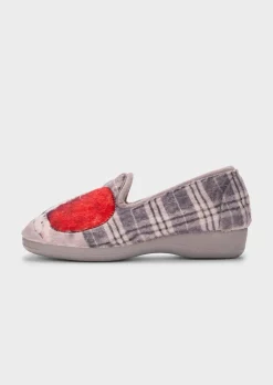 Pantoufles avec motif de chat.