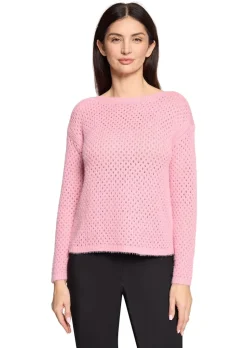 Pull douillet avec motif ajouré