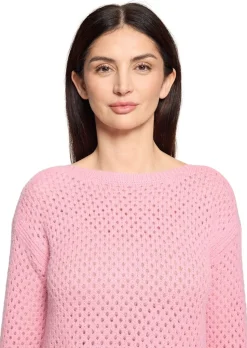 Pull douillet avec motif ajouré