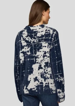 Pull en fil plume et détails scintillants