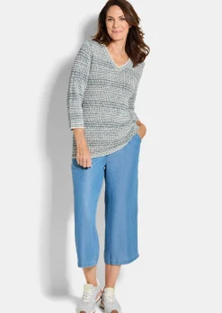 Pull en maille structurée, avec encolure en V