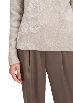 Pull en tricot orné de détails scintillants