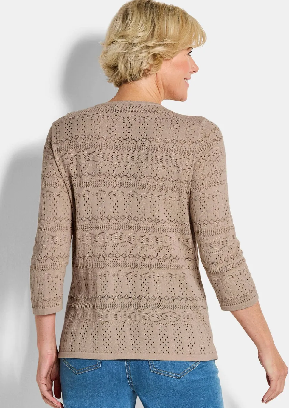 Pull léger en tricot à motif ajouré