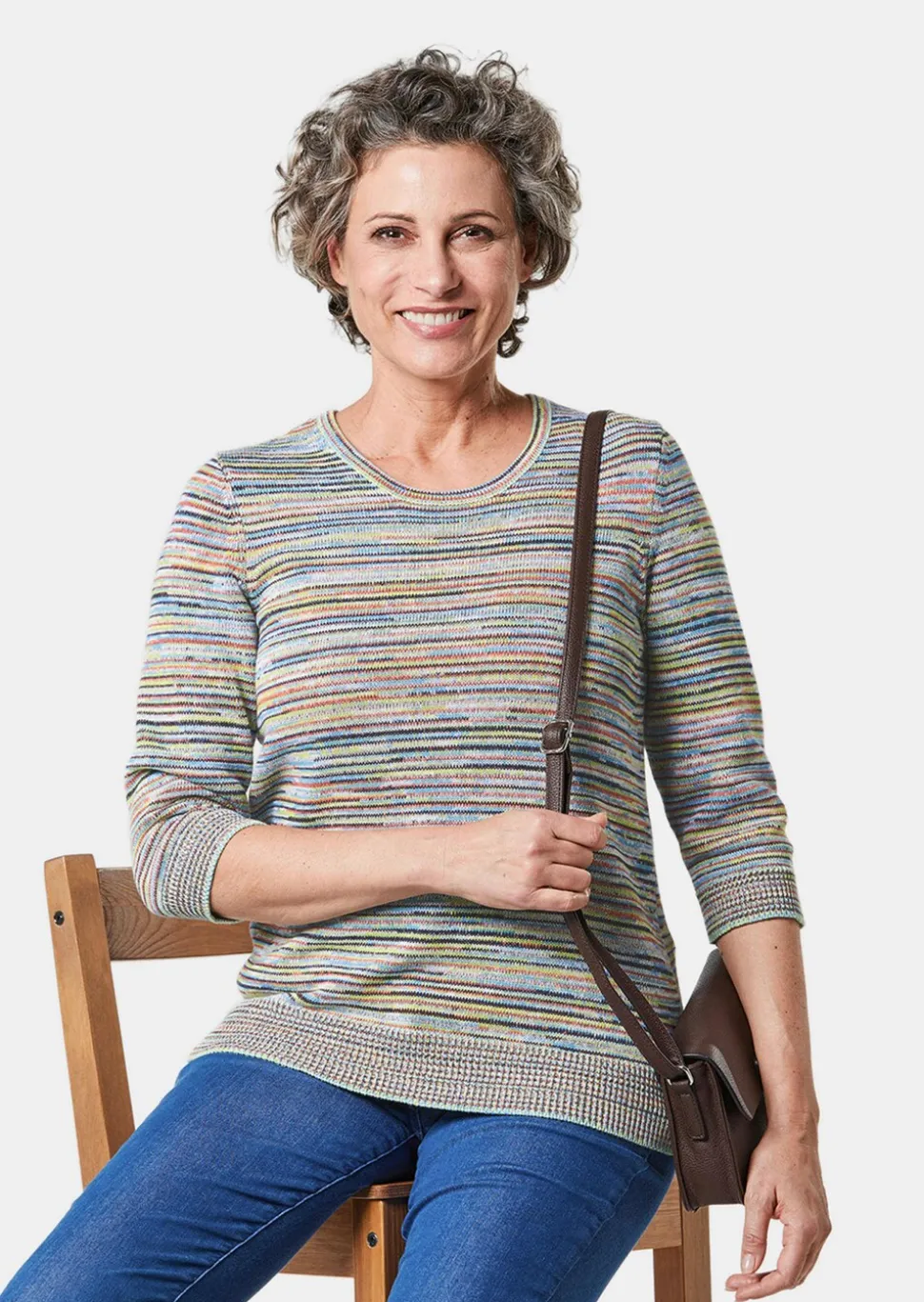 Pull multicolore à rayures qui se coordonne facilement
