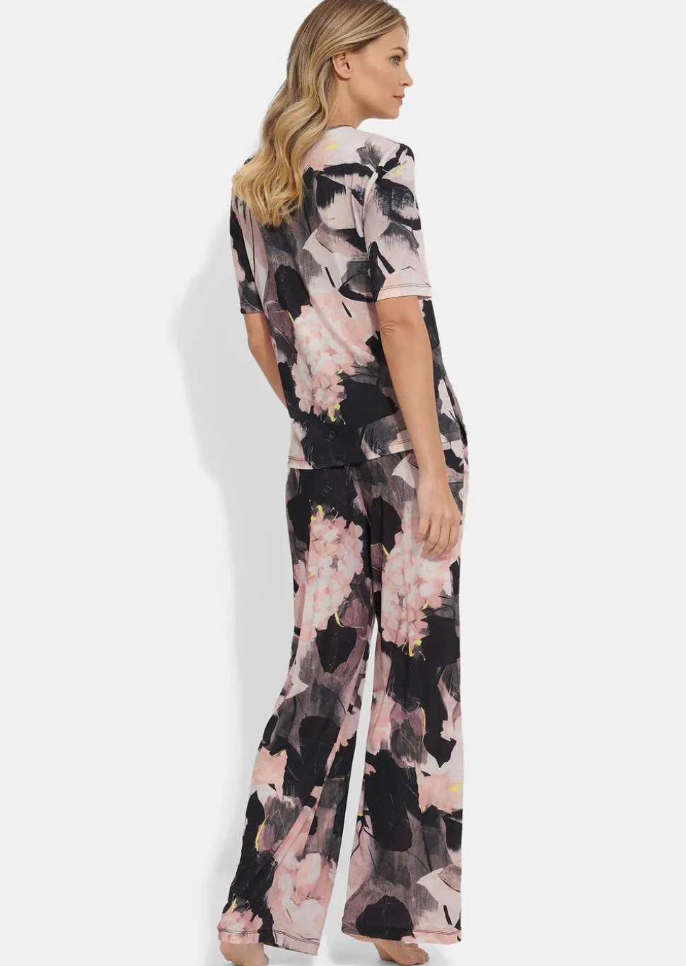 Pyjama avec grand imprimé fleuri