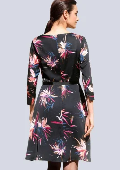 Robe avec ceinture à nouer