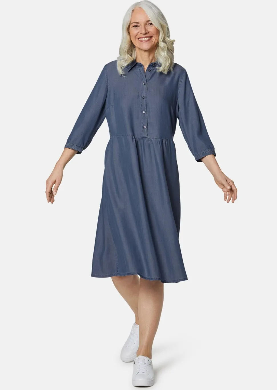 Robe avec col chemise