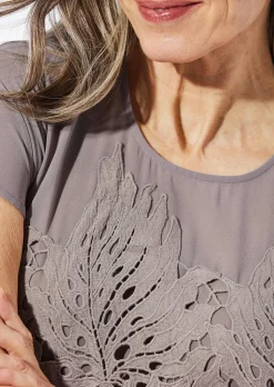 Robe d'été en dentelle