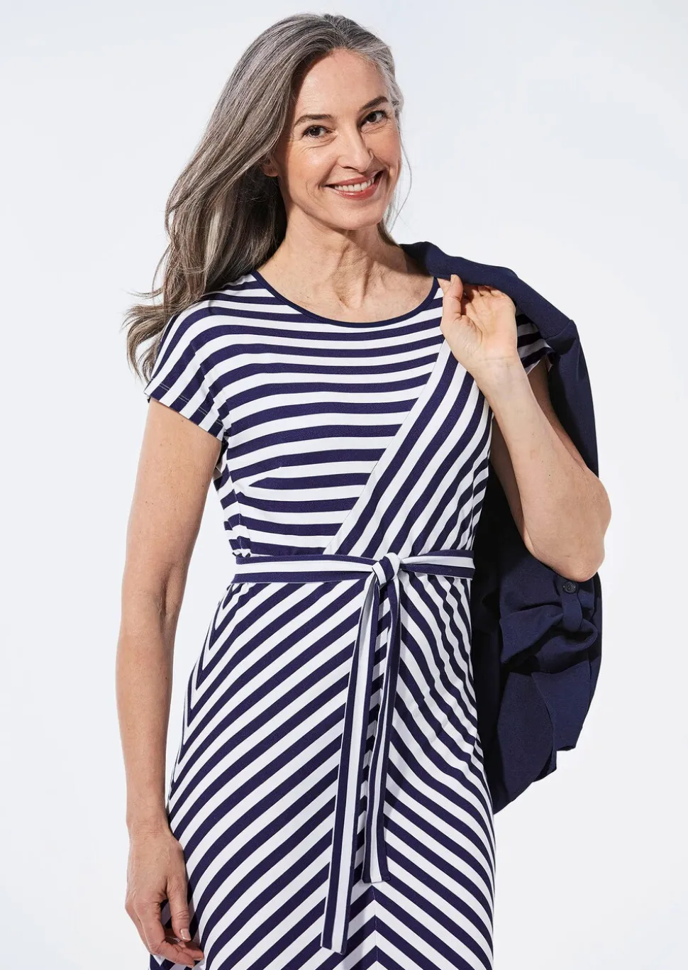 Robe à encolure bateau
