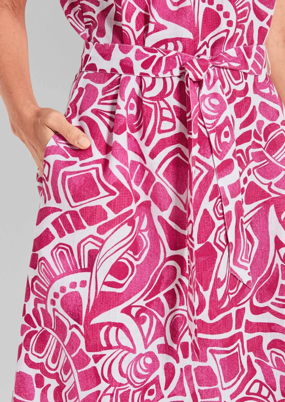 Robe en lin avec imprimé intégral et ceinture à nouer