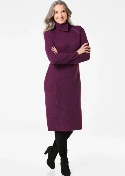 Robe en tricot avec col asymétrique