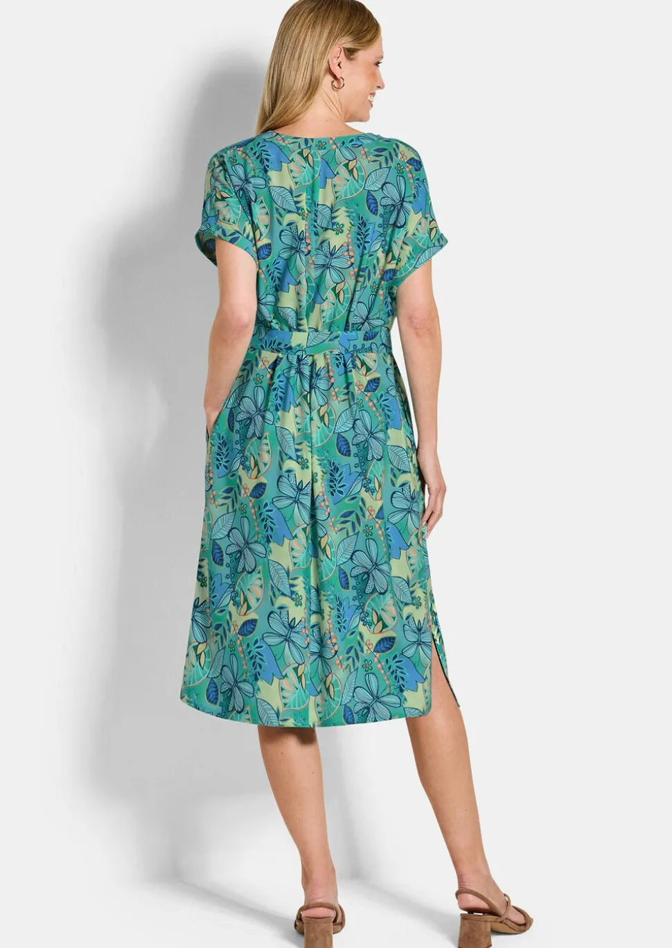 Robe en viscose avec ceinture à nouer