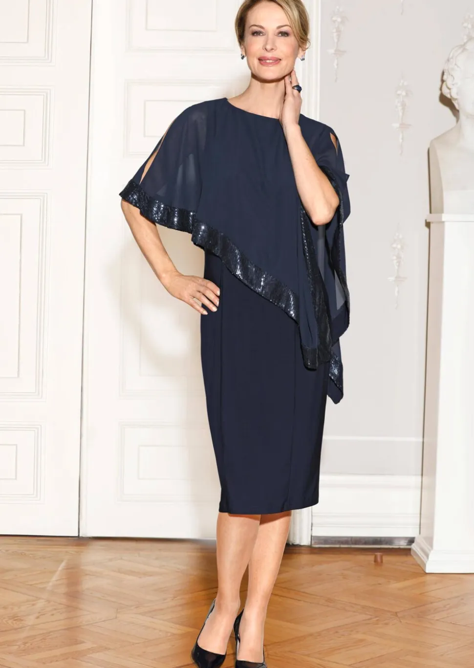Robe raffinée avec empiècement en mousseline