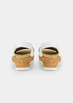 Sandales avec lanière velcro réglable