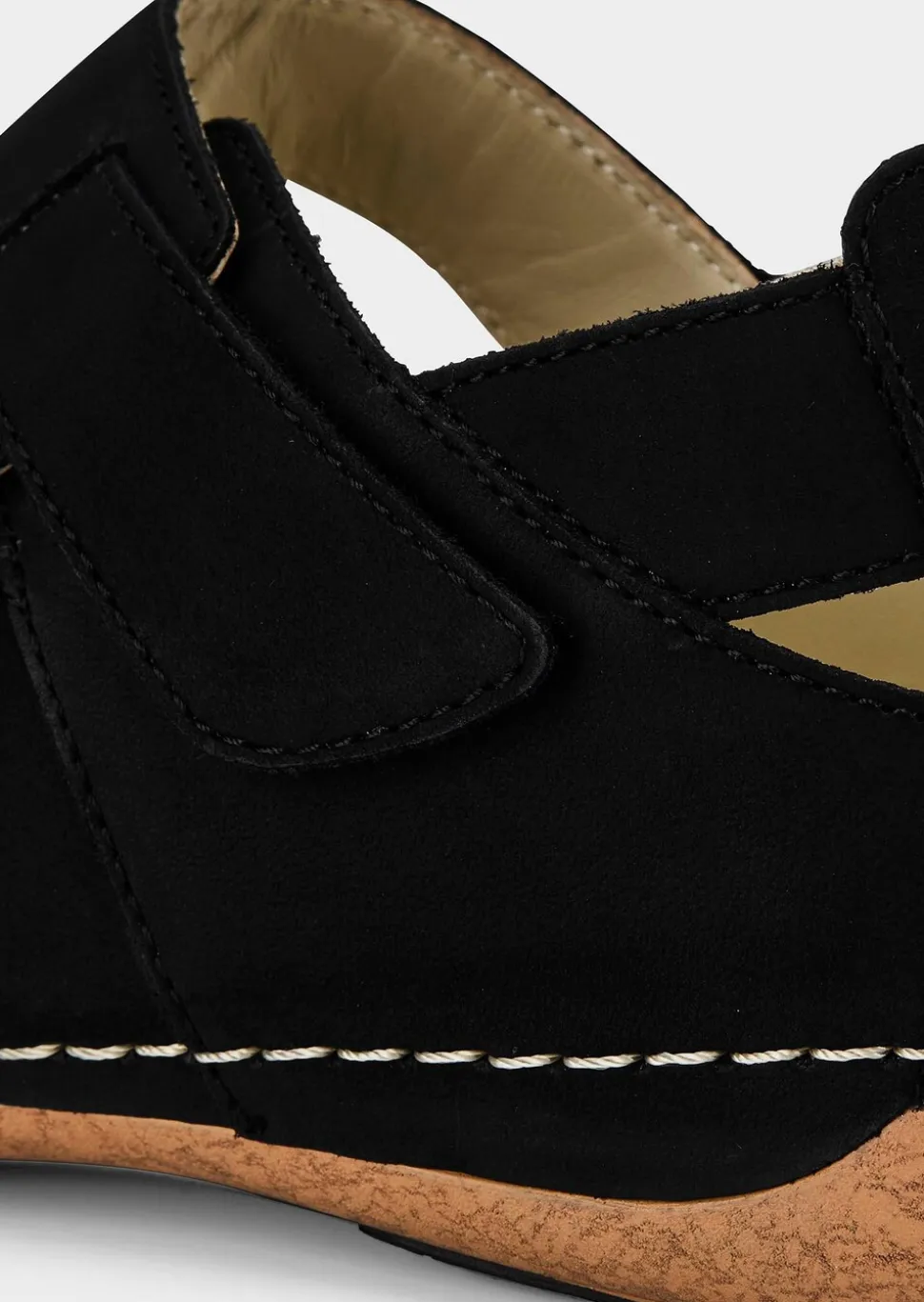 Sandales avec lanière velcro réglable